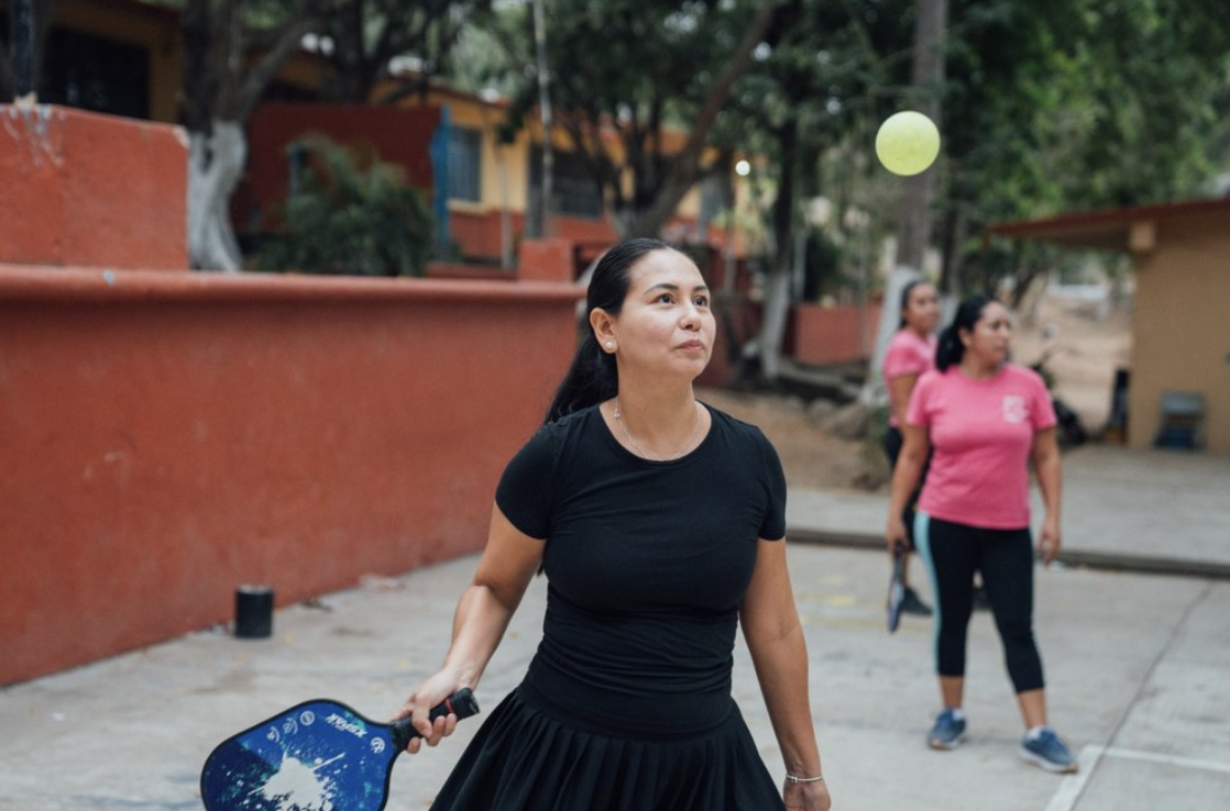 Mujeres Movimiento: Empowering Local Women